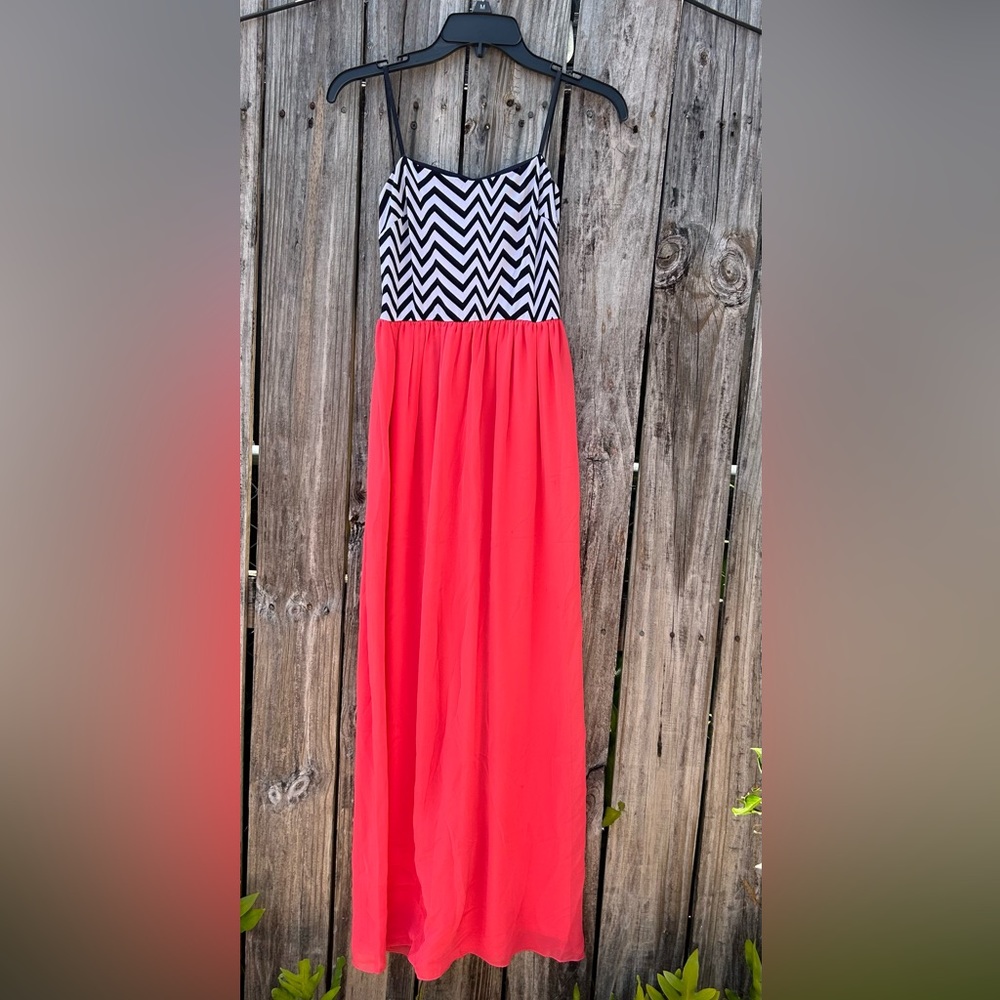 Dress for women size: 4